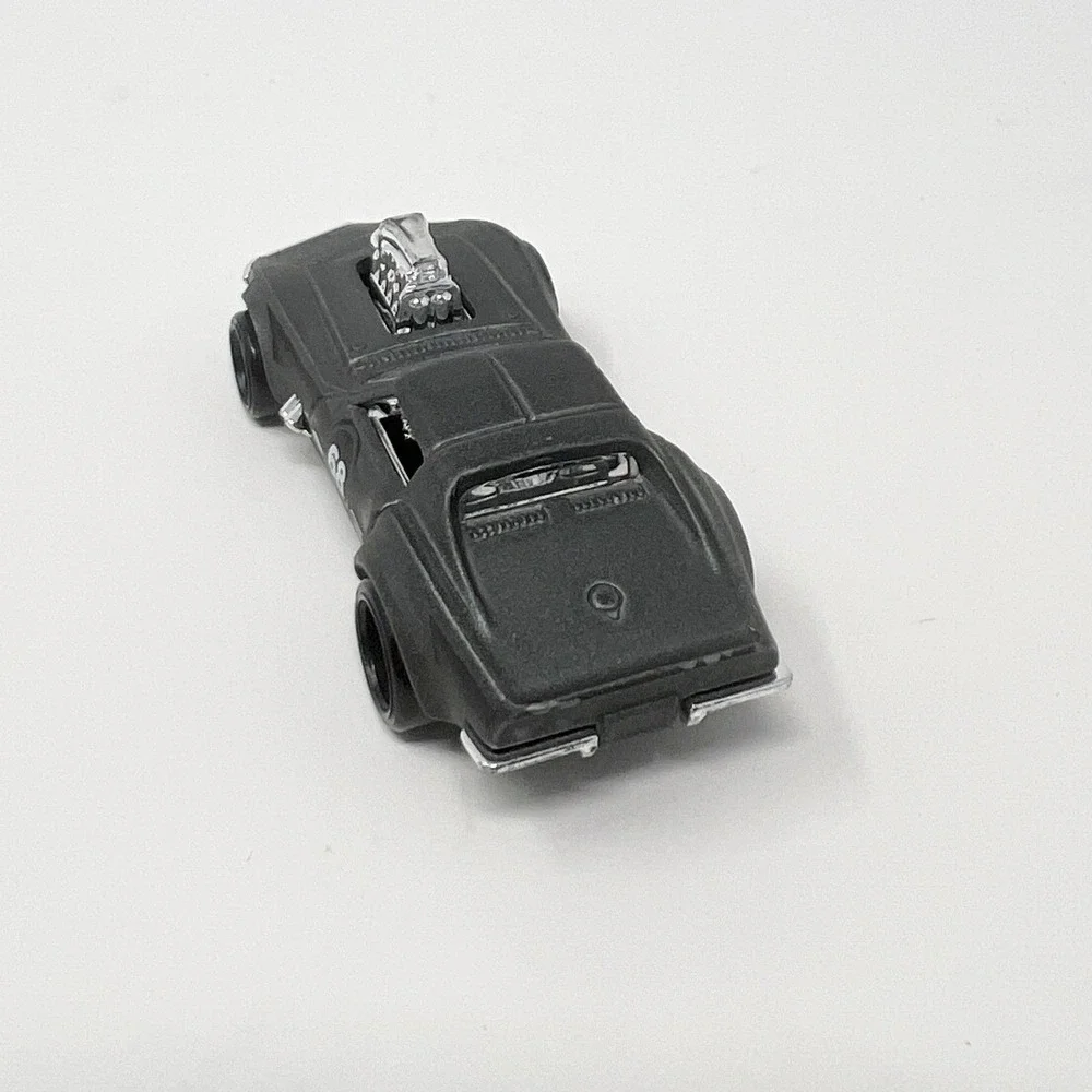 Hot Wheels 2016 Gas Monkey Garage 68 Corvette Matte Black Midas Monkey‎ Diecast